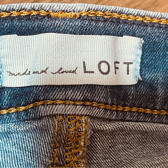 LOFT Dark Wash High-Rise Skinny Jeans - Picture 3 of 10